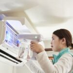 エアコン分解洗浄の様子